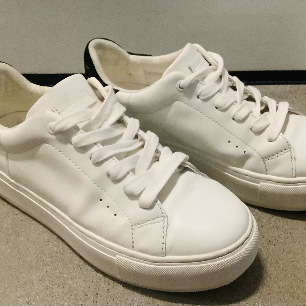 Kurt Geiger London white shoe size 6.5 Women’s